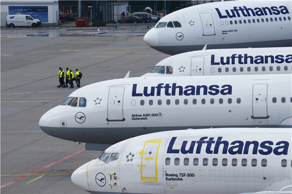 Lufthansa pilots' strike cancels nearly 900 flights