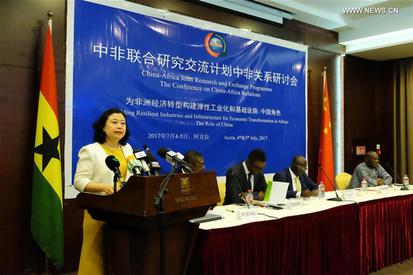 China says to support Africa in finding suitable development path