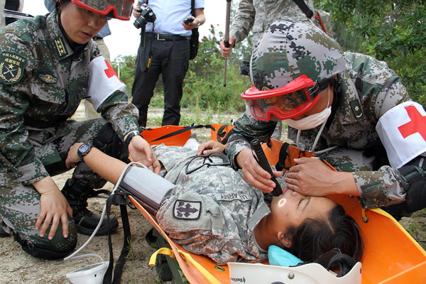 Chinese, US militaries practice disaster relief