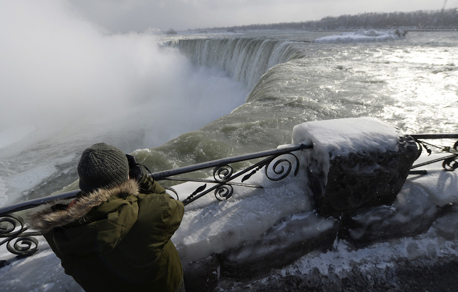 Icy beauty at Niagara Falls